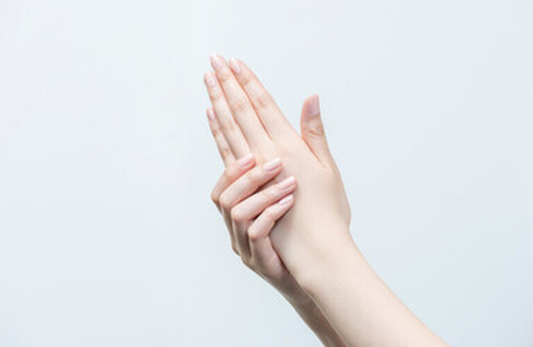 自爪にコンプレックスをお持ちの方！縦長に育ててみませんか？｜熊谷｜自爪育成・深爪矯正・巻き爪矯正Nailsalon Cure